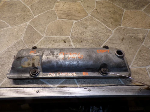2005-2009 Chevrolet Equinox Right Used OEM Valve Cover