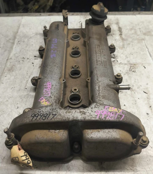2006-2011 Chevrolet Cobalt / HHR / Malibu 2.4L Used OEM Valve Cover