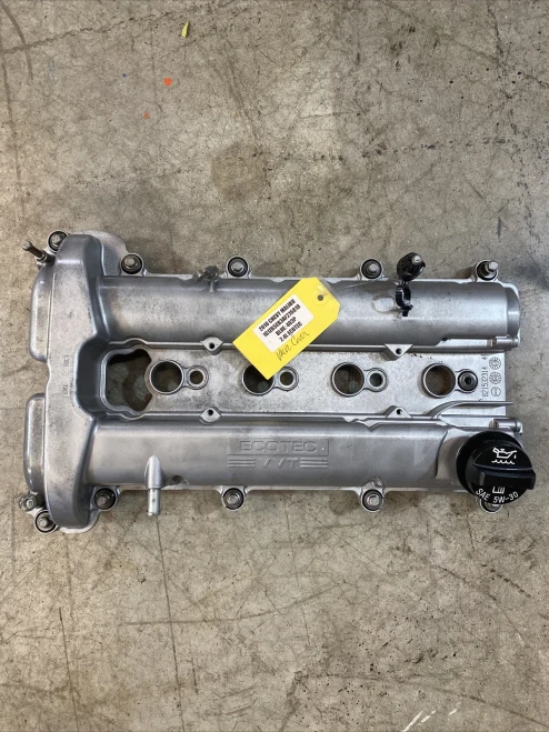 2006-2011 Chevrolet Equinox 2.0L / 2.2L / 2.4L Used OEM Valve Cover