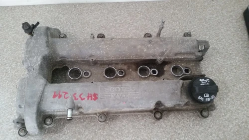 2008-2012 Chevrolet Malibu / Cobalt 2.4L Used OEM Valve Cover 12614738