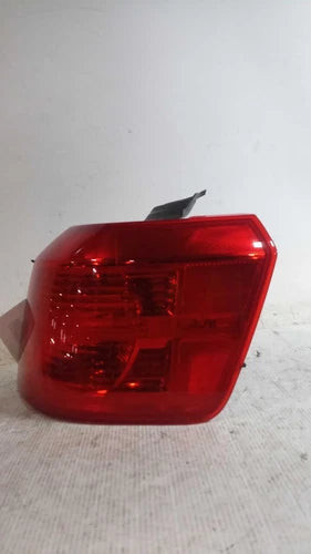 2016 GMC Terrain Quarter Panel Mounted Righ Used OEM Right Tail Light Assembly