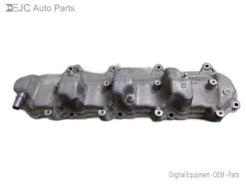 2014-2024 Chevrolet Silverado 6.2L Right Used Valve Cover 12623927