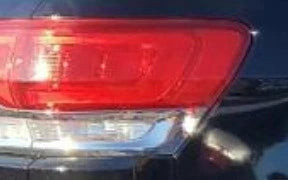 2014-2021 Jeep Grand Cherokee RH Passenger Quarter Panel Mounted Tail Light used OEM tail light assembly
