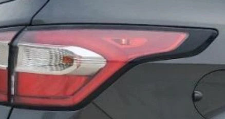 2017-2018 Ford Escape RH Passenger Quarter Panel Mounted Tail Light Lamp OEM used OEM tail light assembly