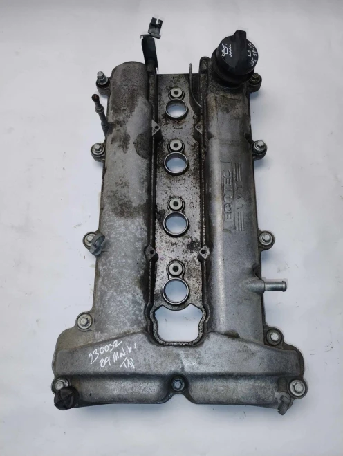 Chevrolet HHR / Cobalt / Malibu 2.2L / 2.4L Used Valve Cover