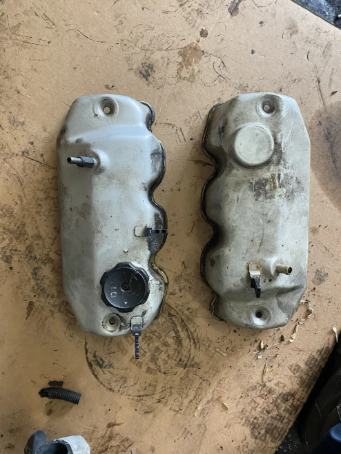 1989 Chrysler New Yorker 3.0L Used Valve Cover