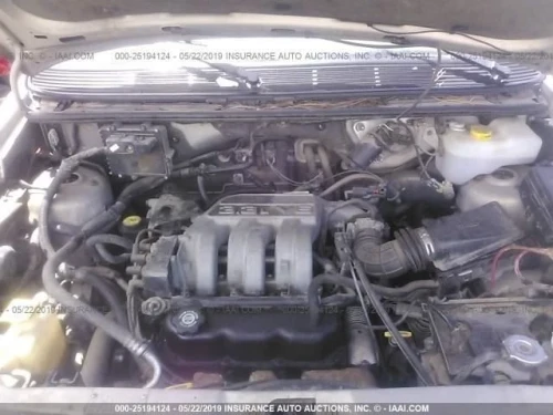 1995 Chrysler / Plymouth Voyager Used Valve Cover