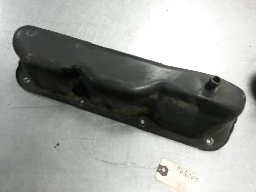 1998 Chrysler Town & Country 3.8L Right Used Valve Cover