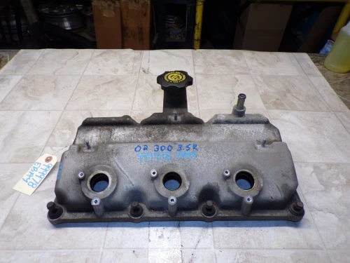 1998-2004 Chrysler / Dodge 300M / Intrepid 3.2L / 3.5L Right Used Valve Cover