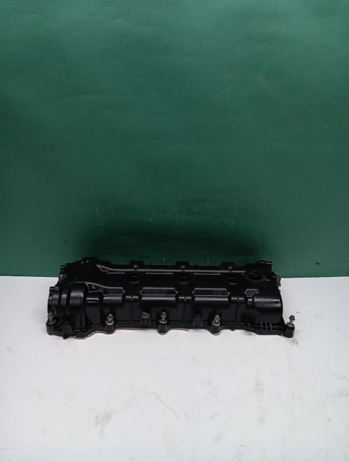 2011-2018 Chrysler 300 3.6L Right Used OEM Valve Cover 05184068AJ