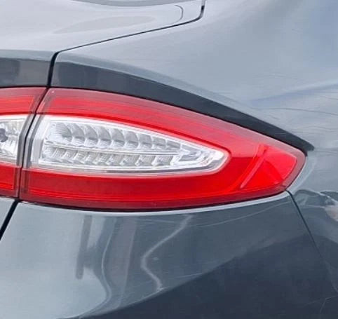 2013-2016 Ford Fusion Quarter Mount Passenger RH Tail Light Lamp OEM OEM used OEM tail light assembly