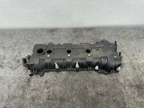 2011-2024 Chrysler 300 Right Used OEM Valve Cover