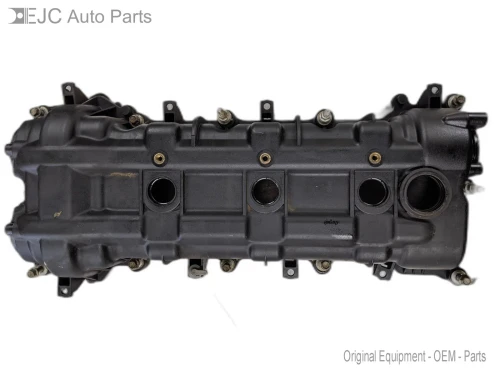 2014-2017 Chrysler 300 3.6L Right Used Valve Cover 05184068AK