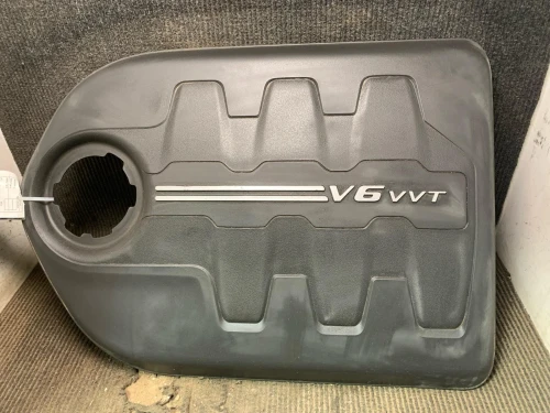 2015 Chrysler 200 3.6L Used OEM Engine Cover 04627815AC