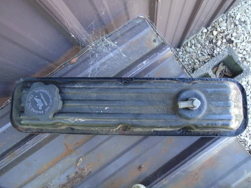 1998 Dodge Durango Right 318 engine Used OEM Valve Cover