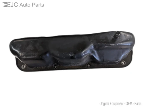 1999-2000 Dodge Caravan 3.3L Right Used Valve Cover