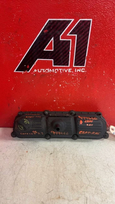 2004-2010 Dodge Caravan 3.3L Left Used Valve Cover
