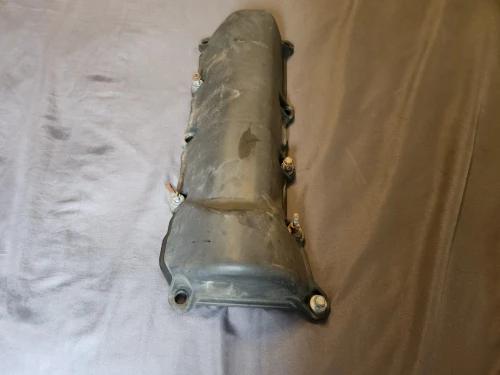2004-2011 Dodge / Jeep Dakota / Liberty 3.7L Right V6 Used OEM Valve Cover