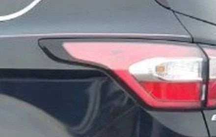2017 2018 Ford Escape Driver LH Quarter Mounted Tail Light Lamp OEM OEM used OEM tail light assembly