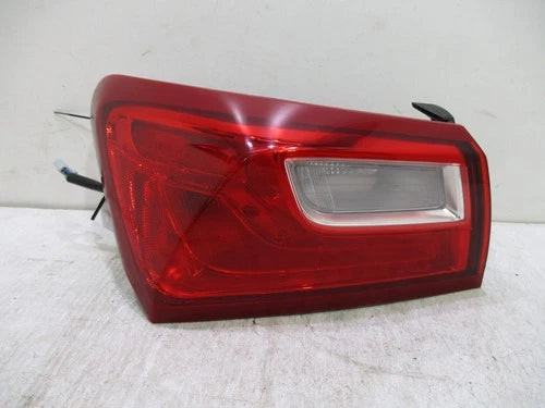 2016-2025 Chevrolet Malibu Driver LH Tail Lamp OEM used OEM tail light assembly