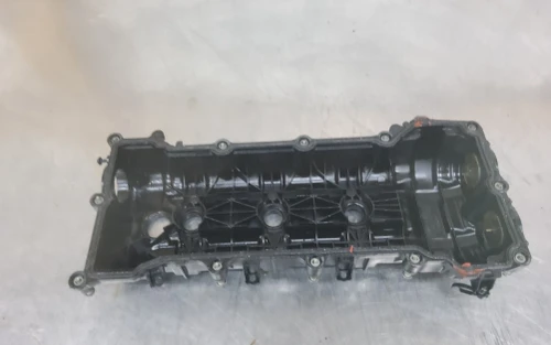 2011-2018 Dodge Caravan 3.6L Right Used OEM Valve Cover