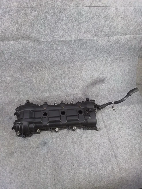 2011-2021 Dodge Ram Right Used OEM Valve Cover 05184068AN