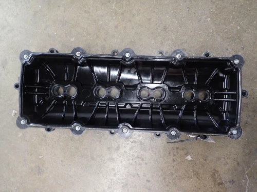 2017 Dodge Ram 2500 6.4L Right Used Valve Cover