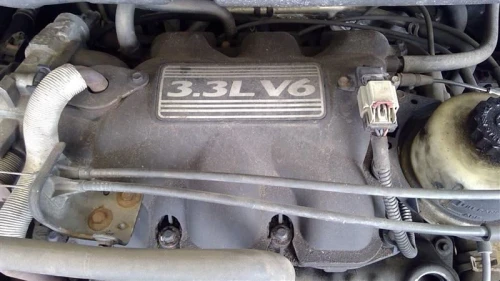 Dodge Caravan 3.3L Upper Used Valve Cover