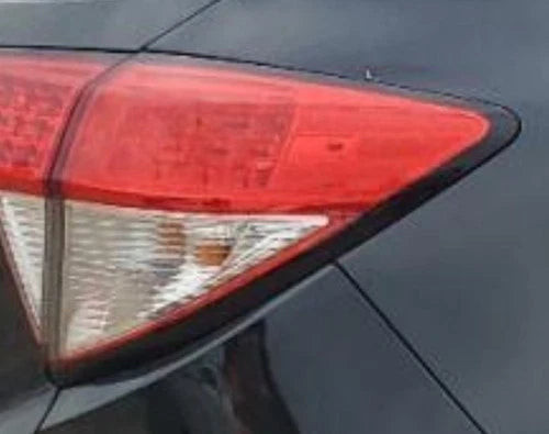 2019-2022 Honda HR-V RH Passenger Quarter Panel Mounted Tail Light Lamp OEM used OEM tail light assembly