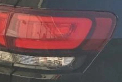 2014-2022 Jeep Grand Cherokee RH Passenger Quarter Panel Mounted Tail Light used OEM tail light assembly