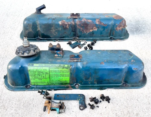 1974-1978 Ford Mustang 302 engine Used OEM Valve Cover