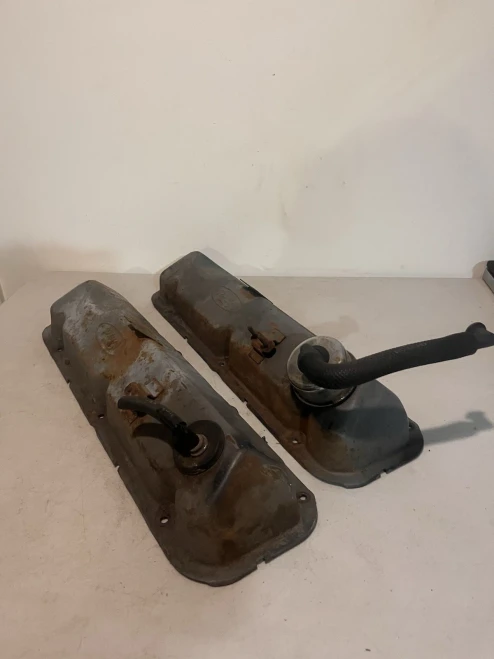1984-1987 Ford F-250 / F-350 7.5L 460 engine Used OEM Valve Cover