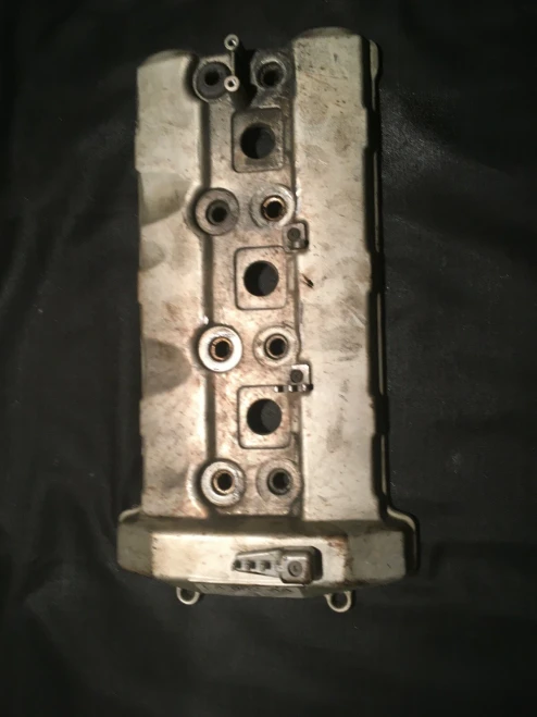 1992-1995 Ford Taurus 3.2L Right Used Valve Cover