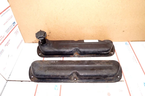 1994-1995 Ford Mustang 5.0L Left Right Pair V8 302 engine Used OEM Valve Cover