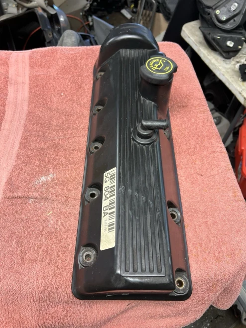 1995-1998 Ford Crown Victoria 4.6L Left Used OEM Valve Cover