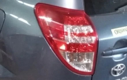 09 10 11 12 Toyota Rav4 Driver LH Quarter Mounted Tail Lamp Light OEM used OEM tail light assembly