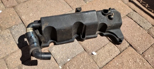 2001-2005 Ford Explorer 4.0L Left Used Valve Cover