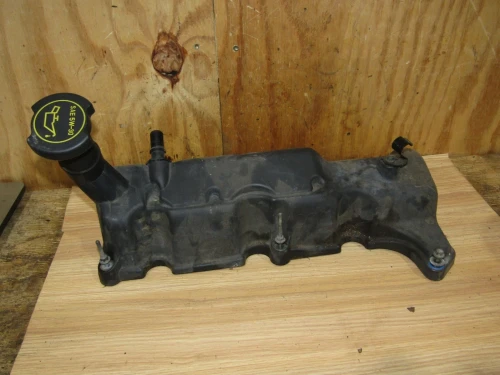 2002-2004 Ford Explorer 4.0L Right Used OEM Valve Cover