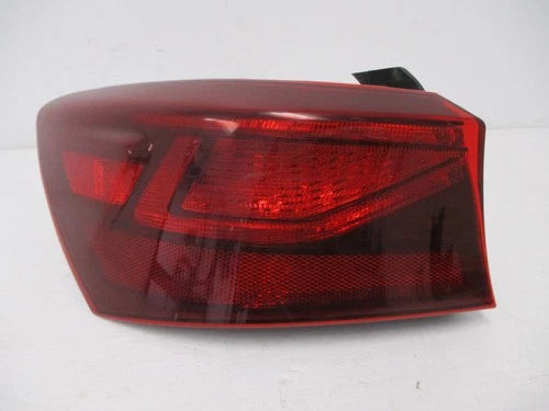 19 20 21 22 23 24 Kia Forte Sedan Driver LH Tail Lamp OEM used OEM tail light assembly