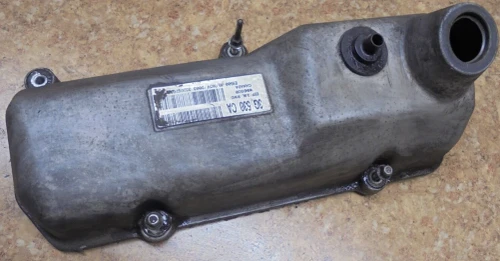 2004 Ford Mustang 3.8L / 3.9L Left Used Valve Cover