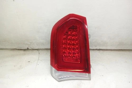 15 2015 Chrysler 300 Driver LH Tail Light Lens OEM used OEM tail light assembly