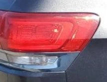 2014-2021 Jeep Grand Cherokee RH Passenger Quarter Panel Mounted Tail Light used OEM tail light assembly