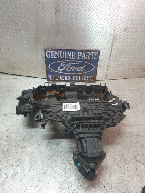 2010-2014 Ford Focus 2.0L Used Valve Cover