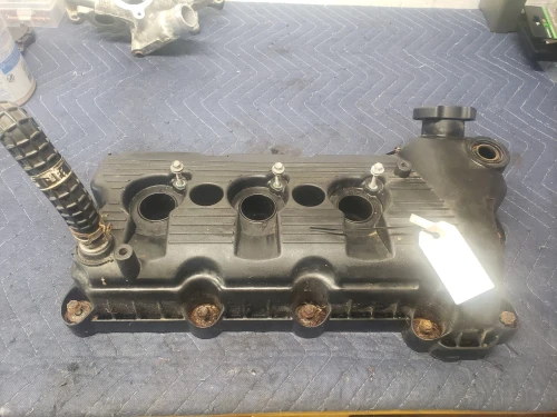 2011 Ford Escape 3.0L Right Used OEM Valve Cover