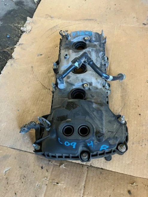 2011 Ford Explorer Right Used Valve Cover