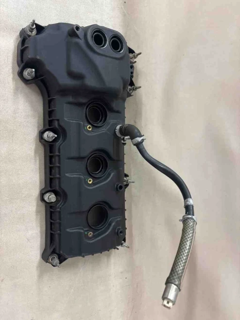2012 Ford Edge 3.5L Right Used OEM Valve Cover BR3E-6K221-DA