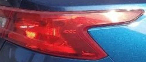 2016-2018 Nissan Maxima RH Passenger Quarter Panel Mounted Tail Light Lamp OEM used OEM tail light assembly