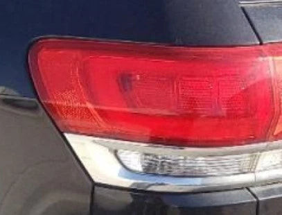 2014-2021 Jeep Grand Cherokee LH Driver Quarter Panel Mounted Tail Light Lamp used OEM tail light assembly