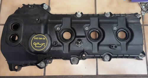 2013-2019 Ford Explorer 3.7L Left Used Valve Cover