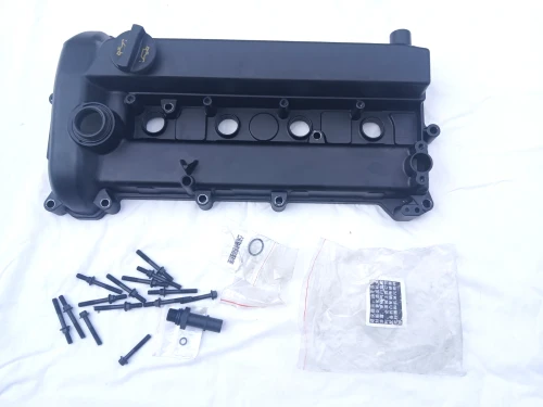 Ford / Mazda Fusion / Escape / Focus / Mazda 3 / 6 Used Valve Cover
